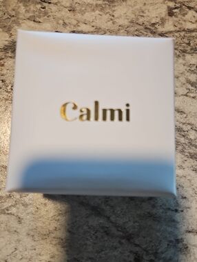 Calmi Women’s Gold Accent Ring - White Box